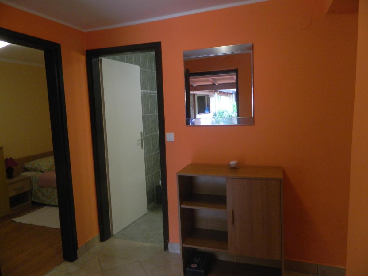 Apartments Vila Vanda Poreč Exterior foto